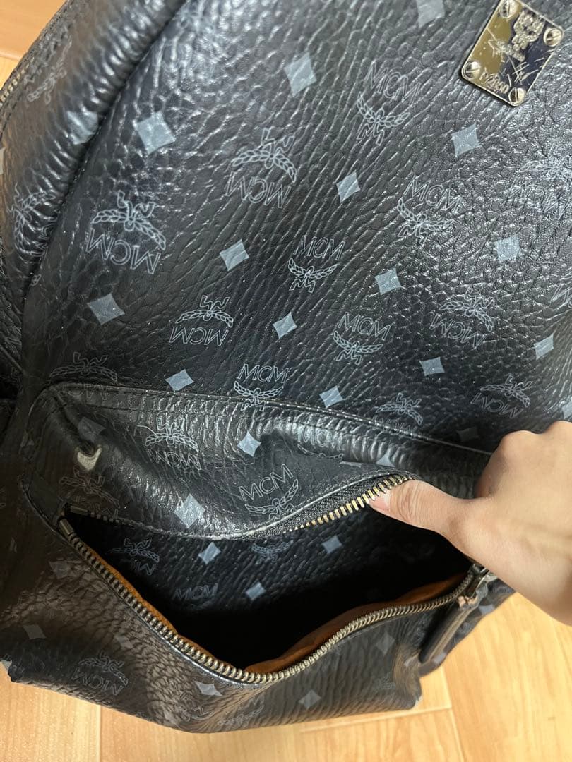 MCM ブラックレザーリュック P2850 ラージサイズ 正規品
