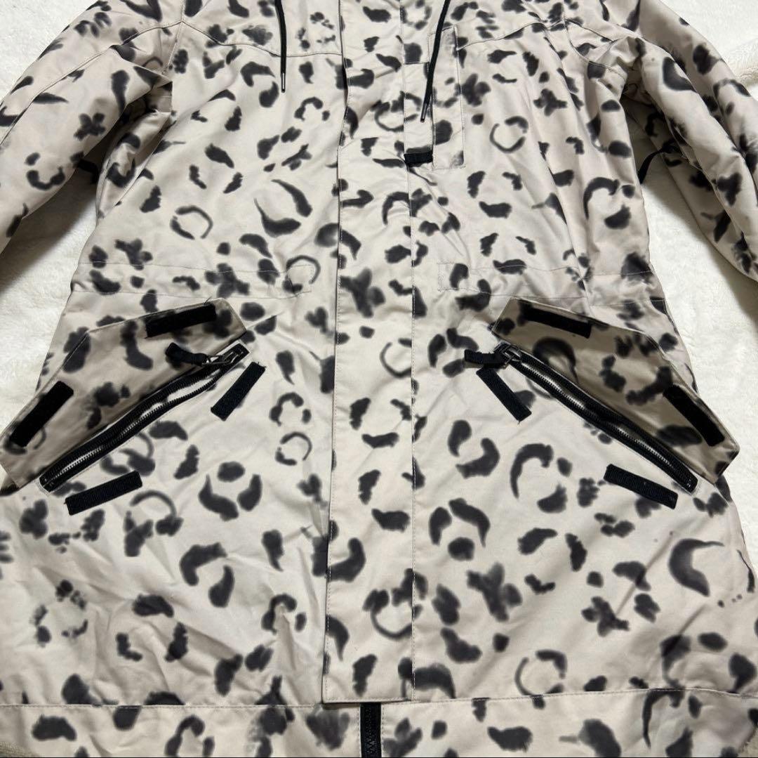 値下げ交渉⭕️ バートン【S】レオパード柄 防水スノーボードジャケット　ウェア