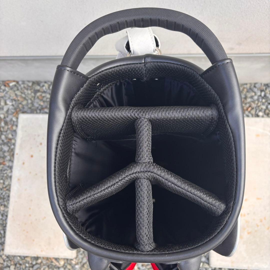 美品マイノリティコレクション スタンドキャディバッグ 8.5インチ　スタンド