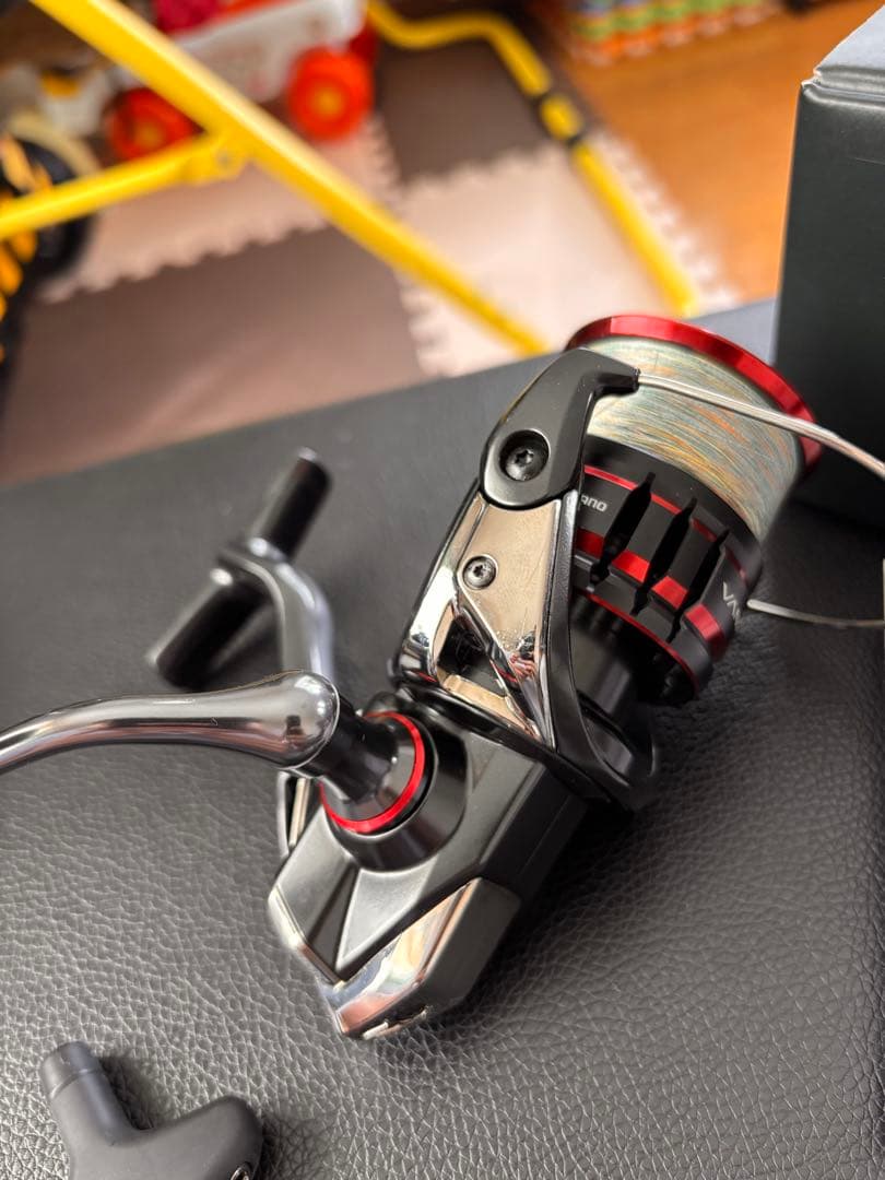 SHIMANOヴァンフォード 4000 ツインパワーハンドルノブ付き