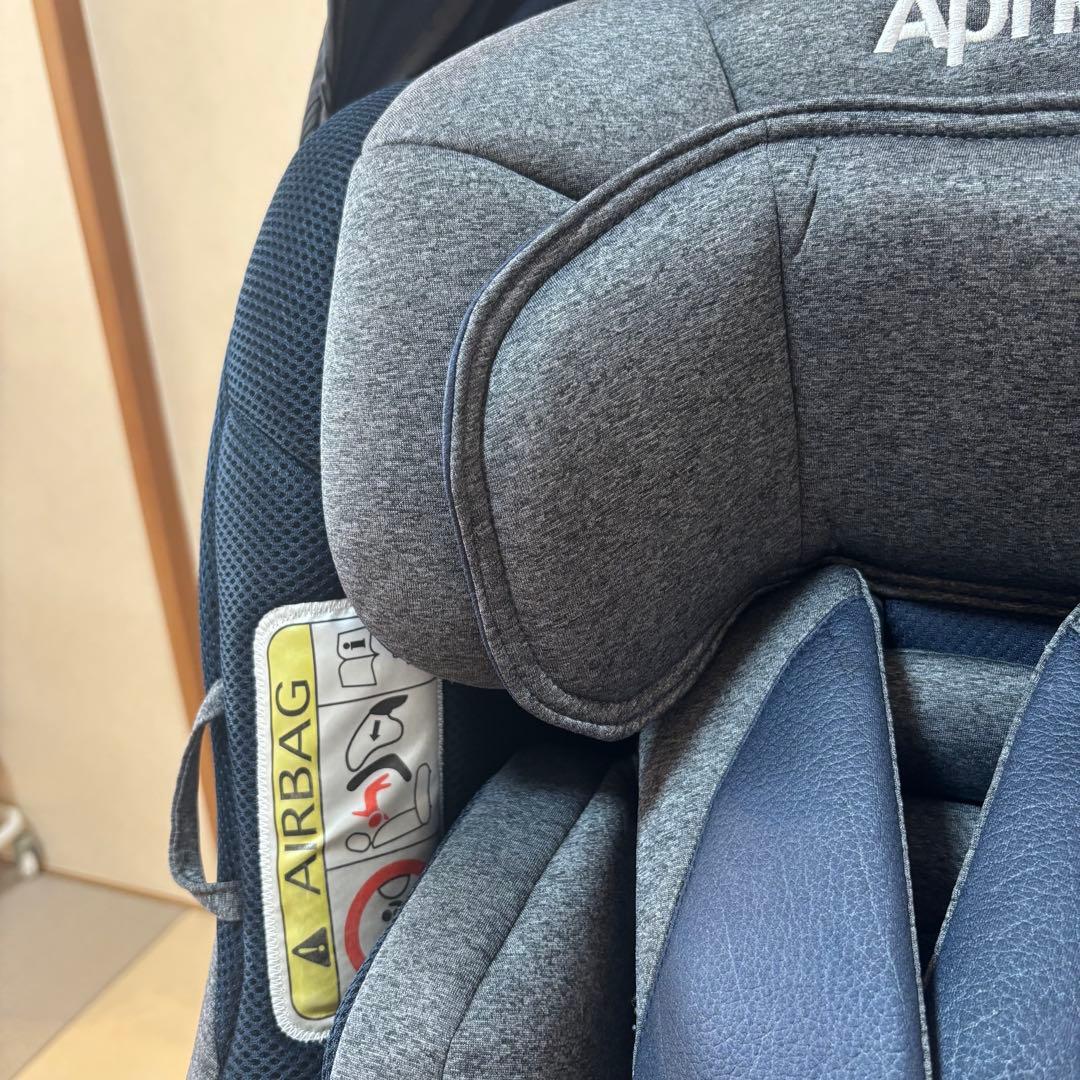 アップリカ　クルリラ プラス　説明書あり　R129適合 新生児〜4歳頃まで