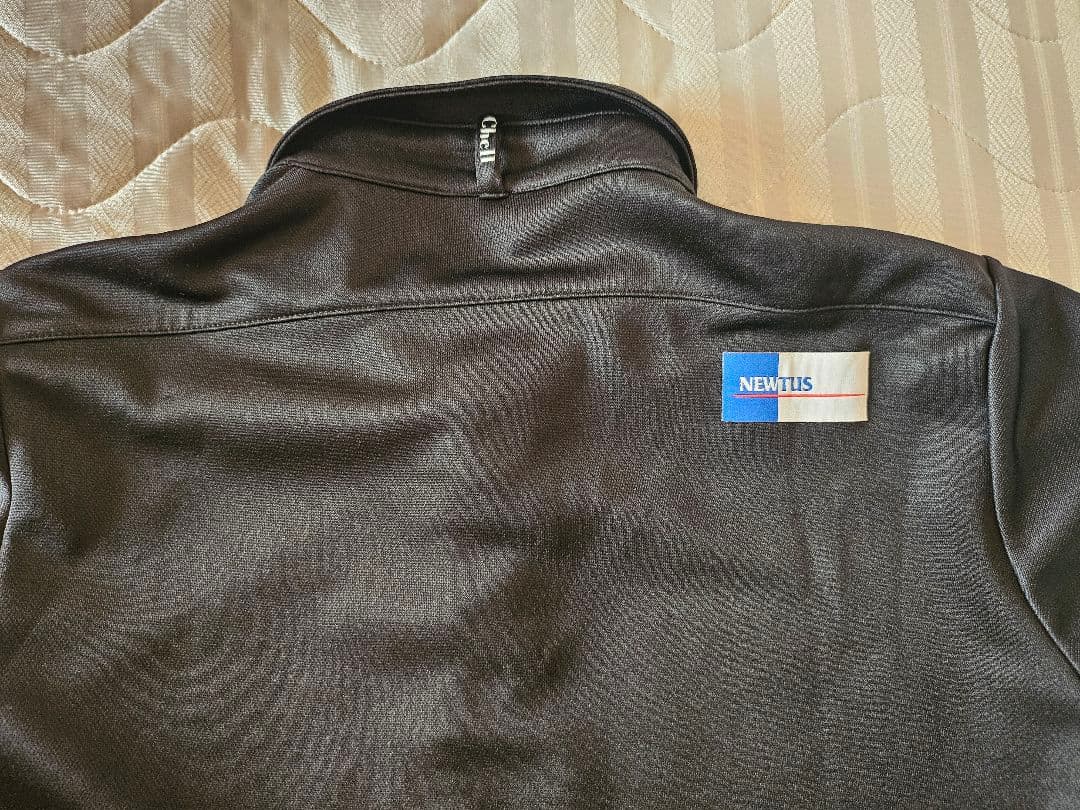 マ*ー様 現行品希少☆臼井麗香☆メーカー純正限定ポロシャツ☆超美品