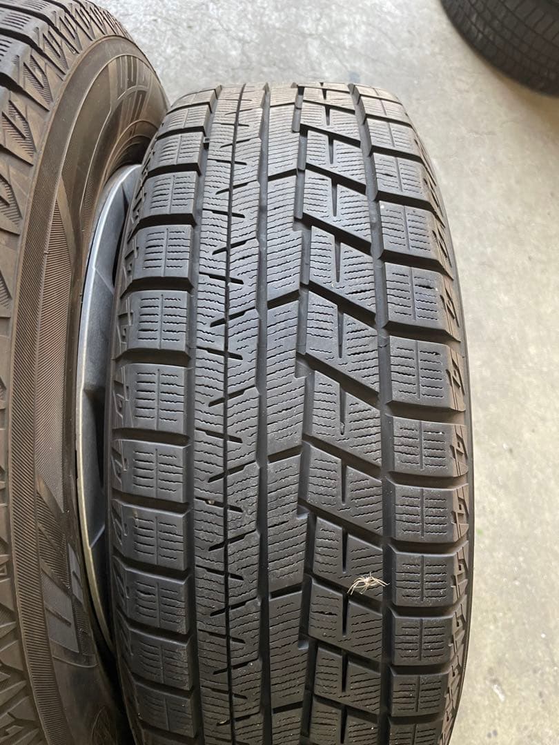 Raa 様カローラ　スポーツ、ツーリング、プリウスなど195/65R15