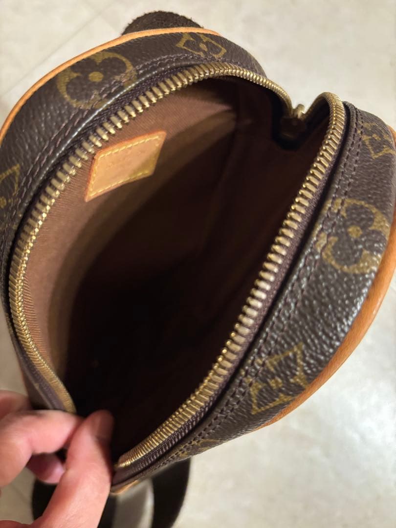 【美品】Louis Vuitton モノグラム ボディバッグ　男女兼用