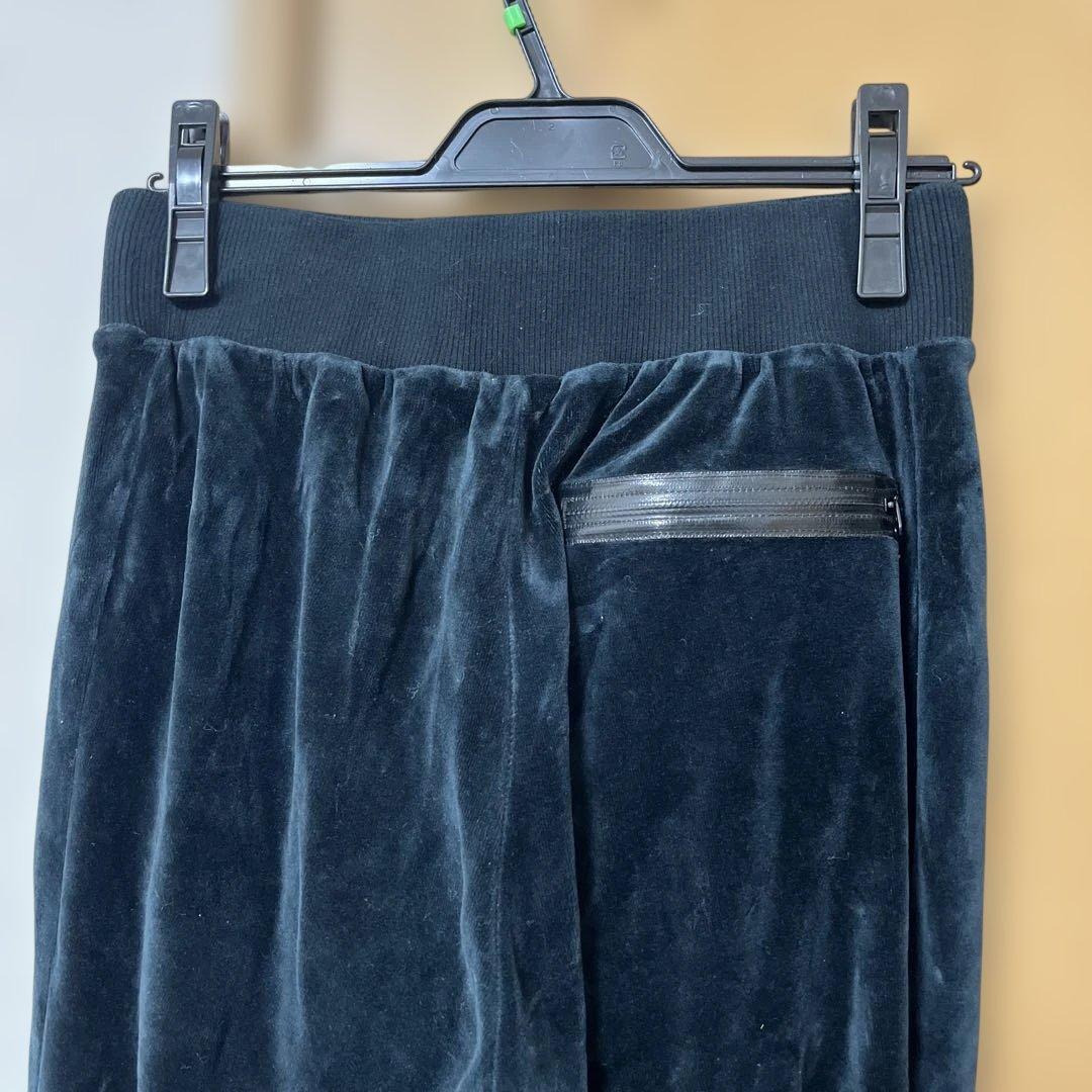 ☆上下セット美品☆PUMA ベロアジャージセットアップ　メンズ黒　Mサイズ