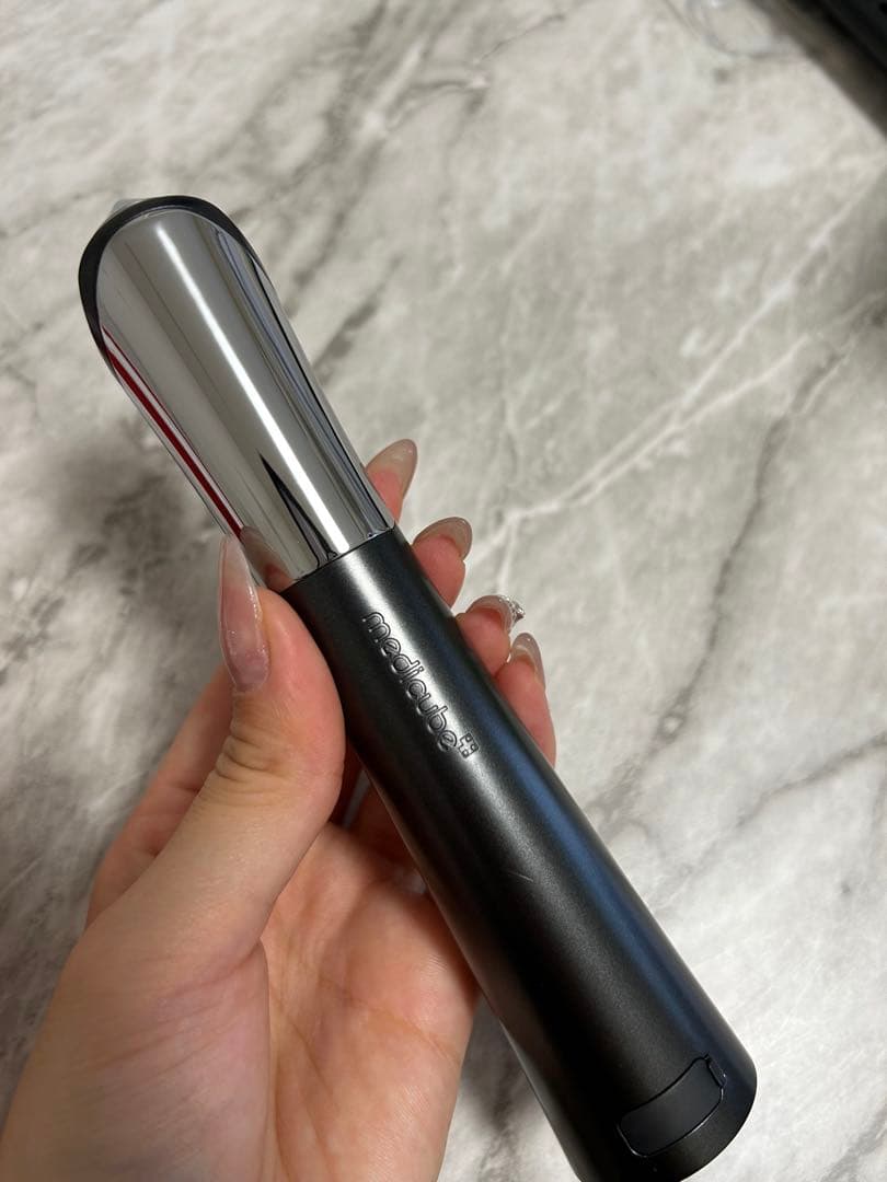 メディキューブスキンブースターショット　セラム未使用10g付き