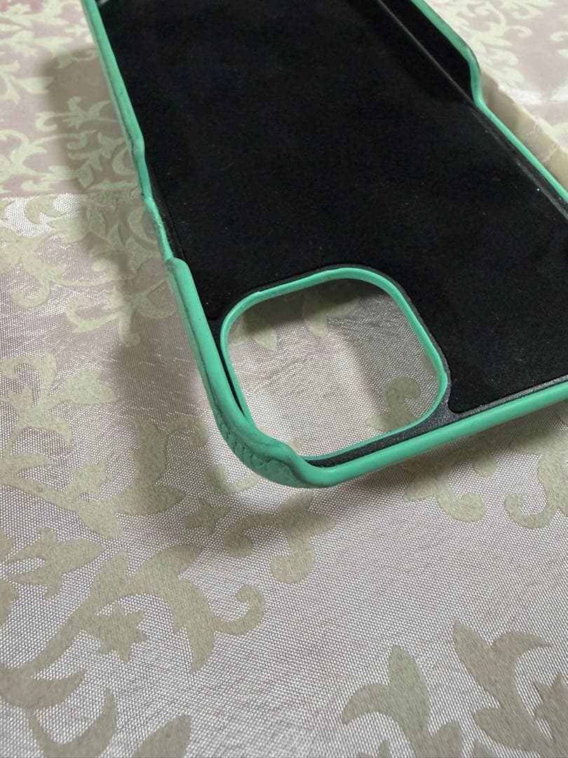 鈴木亜美さん しぃちゃん　コラボ　iPhoneケース iPhone13 手帳型