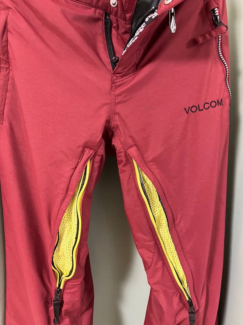 VOLCOM スノボウェア上下セット(女性用) S