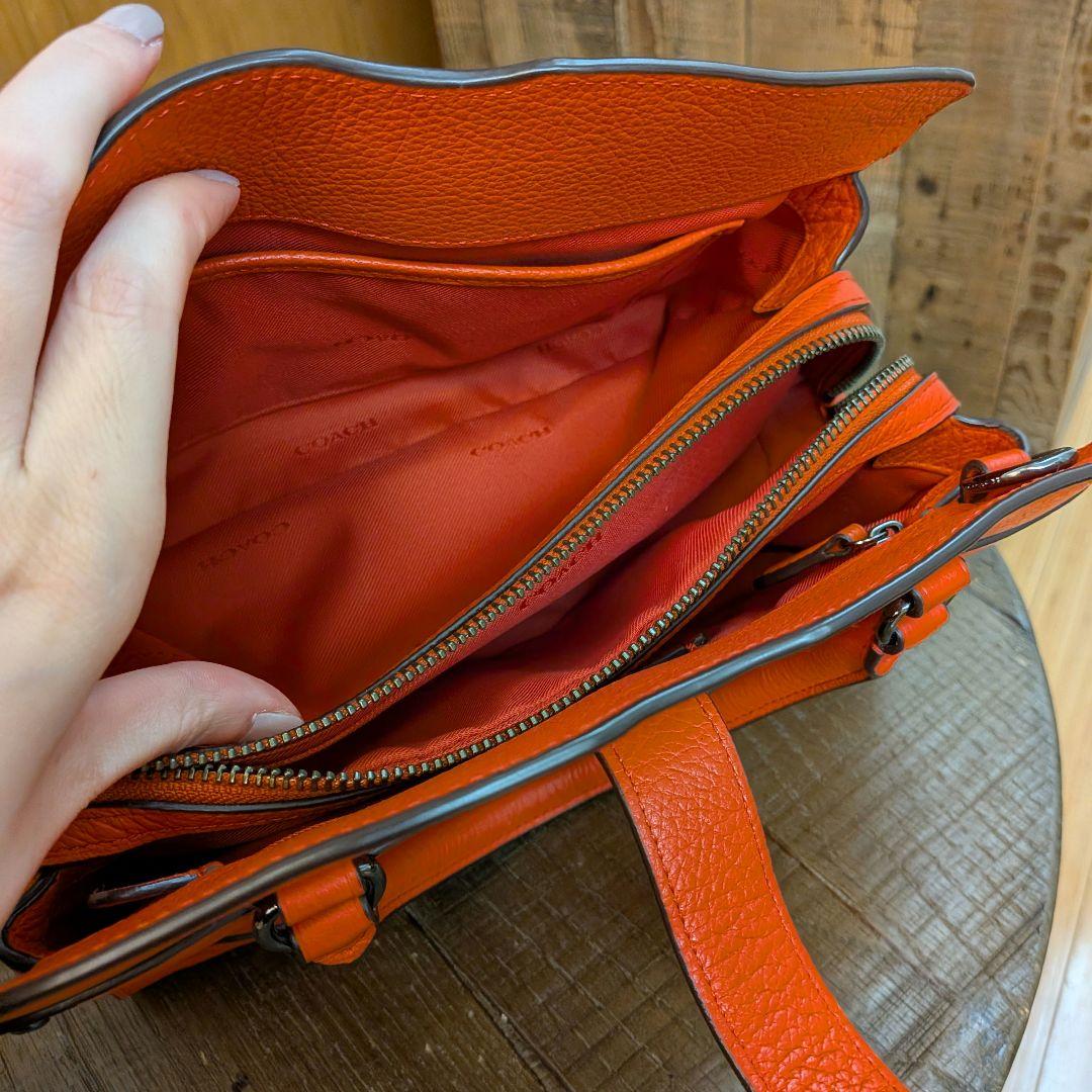 すずらん様 袋付 COACH マーサーサッチェル24 レザーハンドバッグ