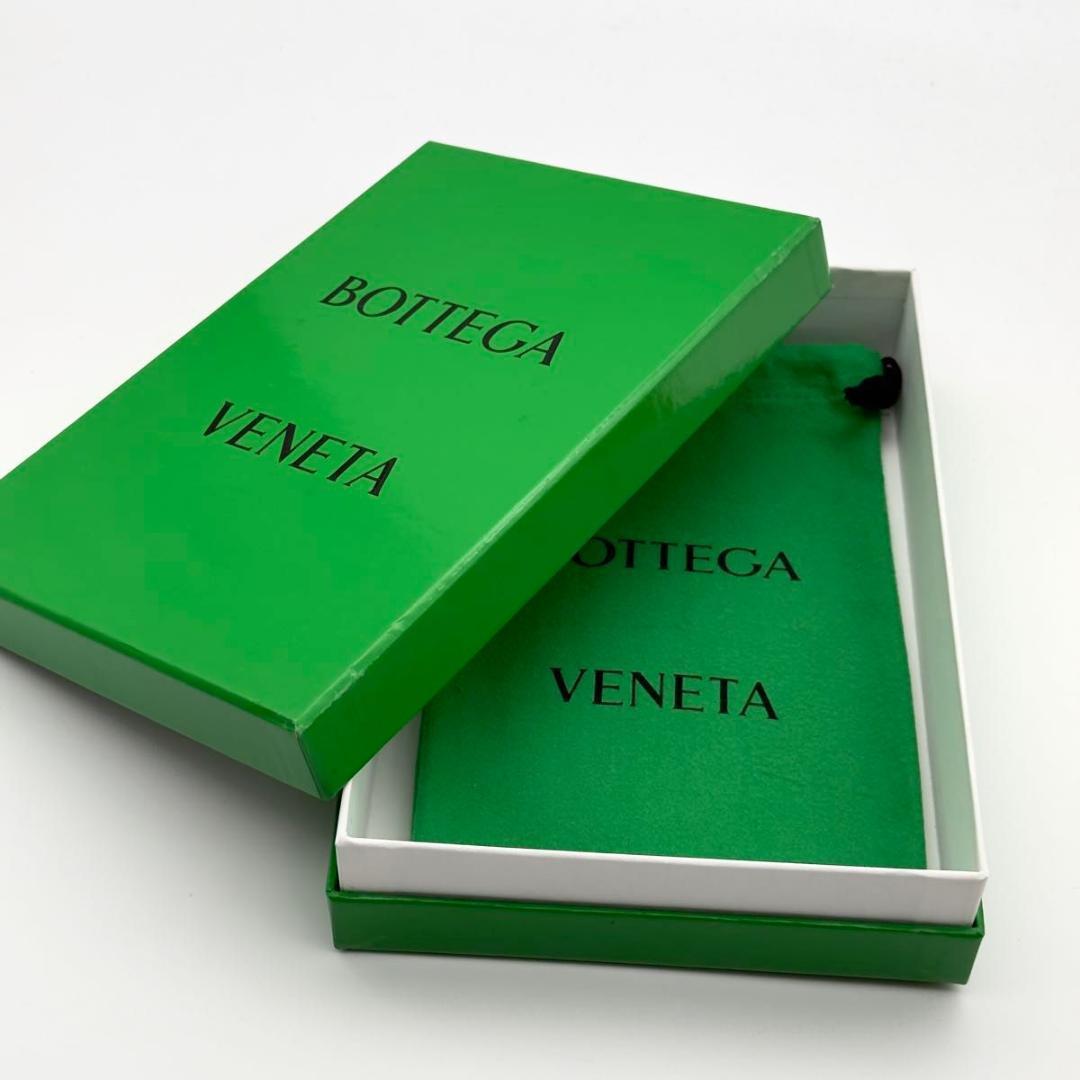 ボッテガヴェネタ【現行　最高級美品】カセット　 ラウンドファスナー　 長財布