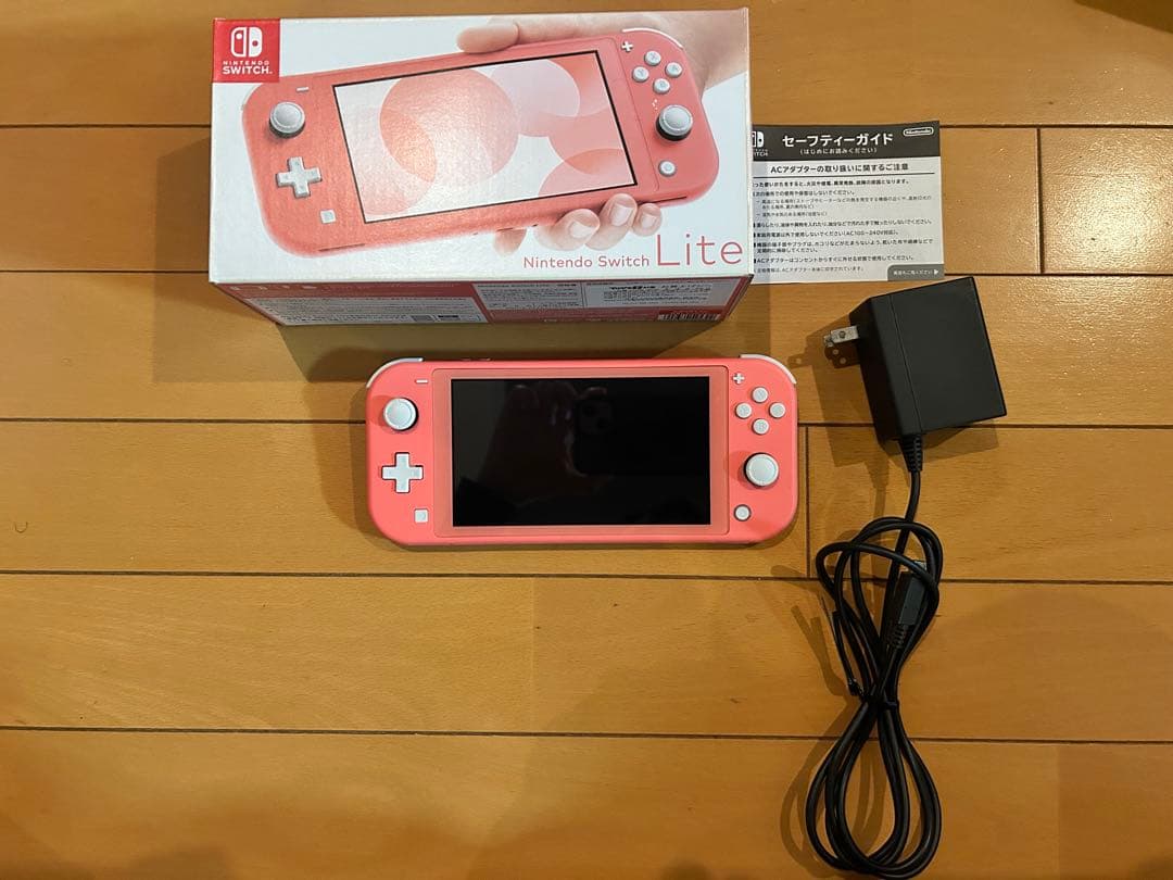 美品⭐︎Nintendo Switch Lite 充電ケーブル・箱付き