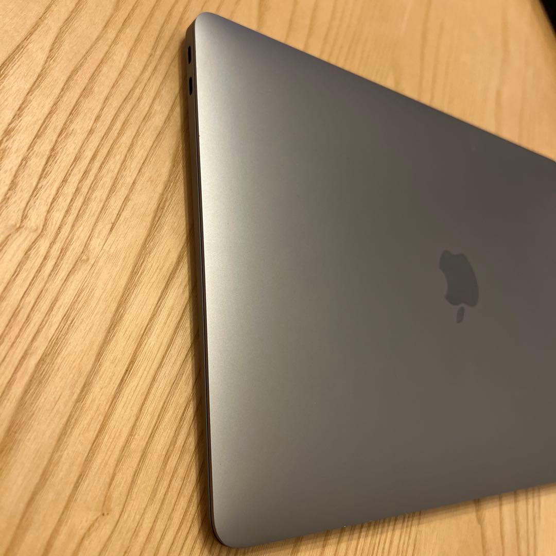 Apple MacBook air スペースグレー　2018