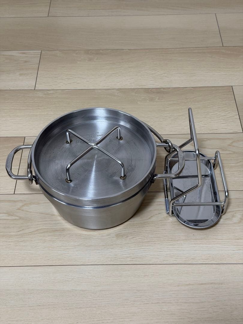 SOTO ステンレスダッチオーブン 8インチ　蓋スタンド付き