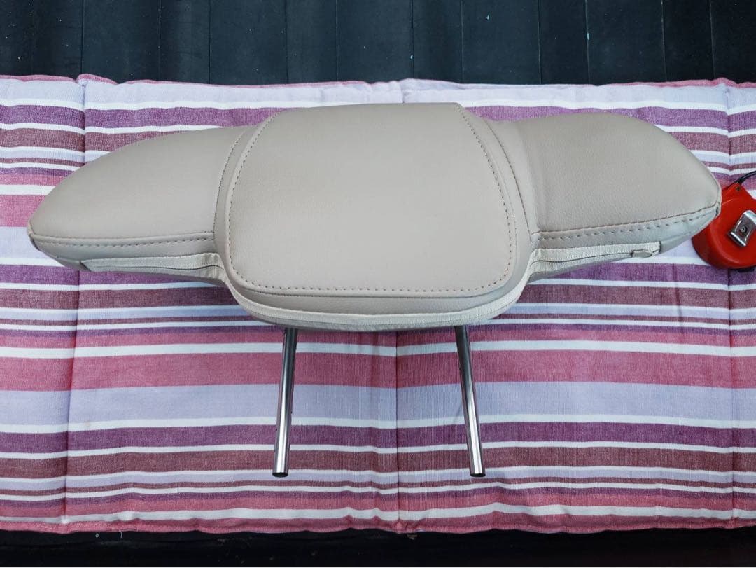 30アルファード後期　　ヘッドレスト