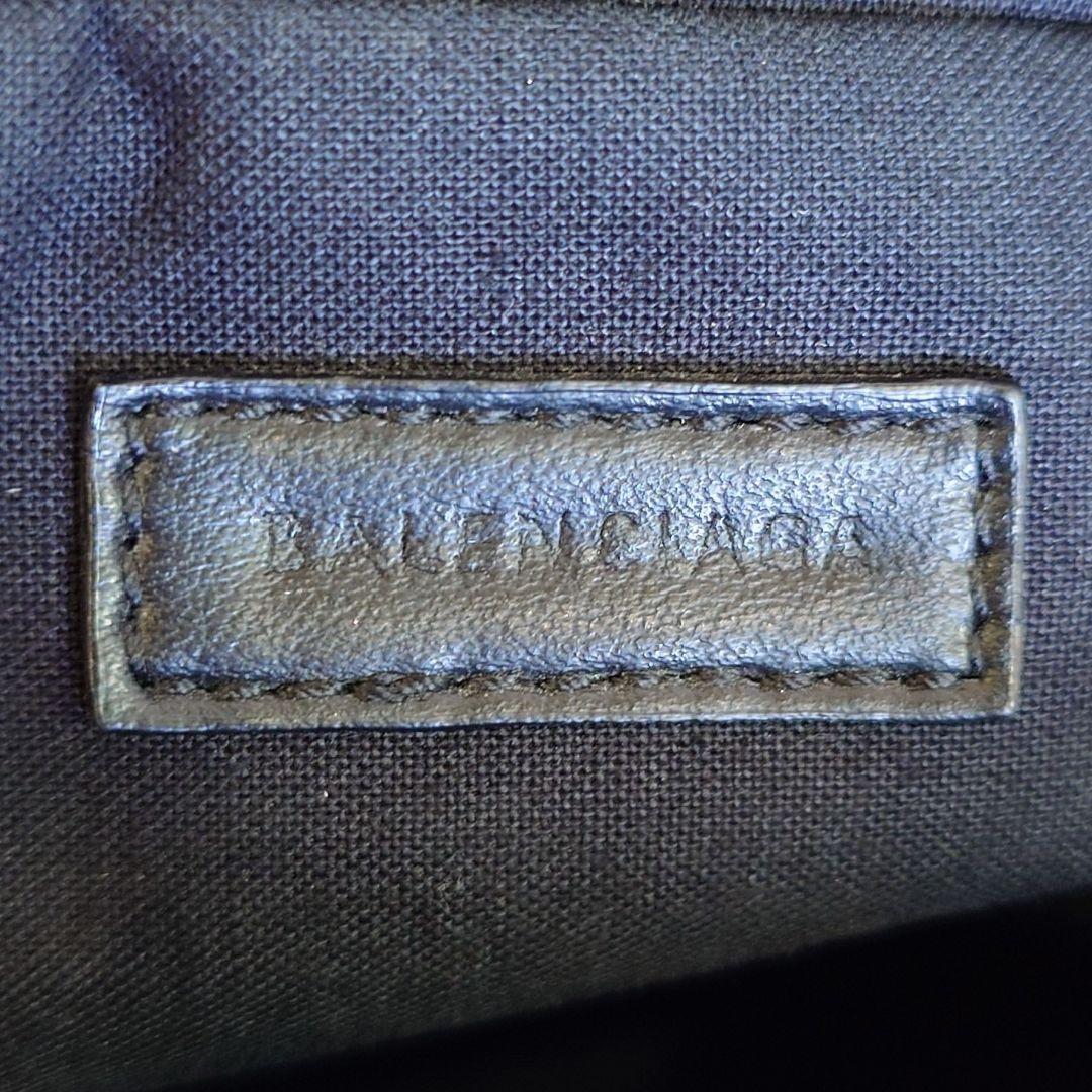 美品 バレンシアガ エクスプローラー CREW ボディバッグ 黒 斜め掛け 刺繍