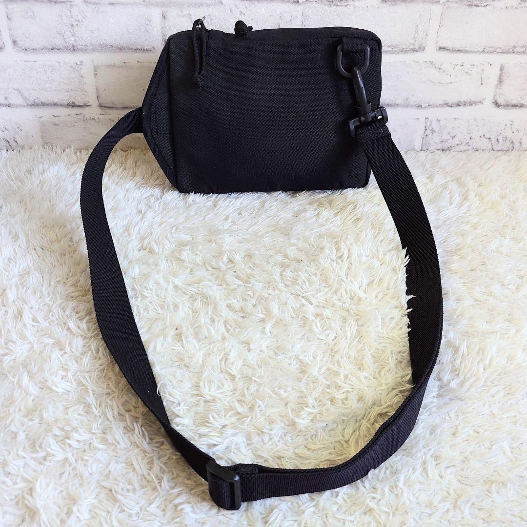 美品 バレンシアガ エクスプローラー CREW ボディバッグ 黒 斜め掛け 刺繍