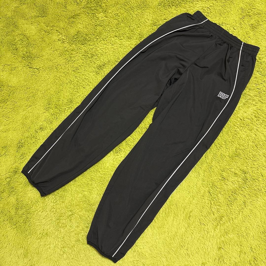 ennerre エネーレ　ジャージ上下セット　L・XL ブラック　背面ビッグロゴ