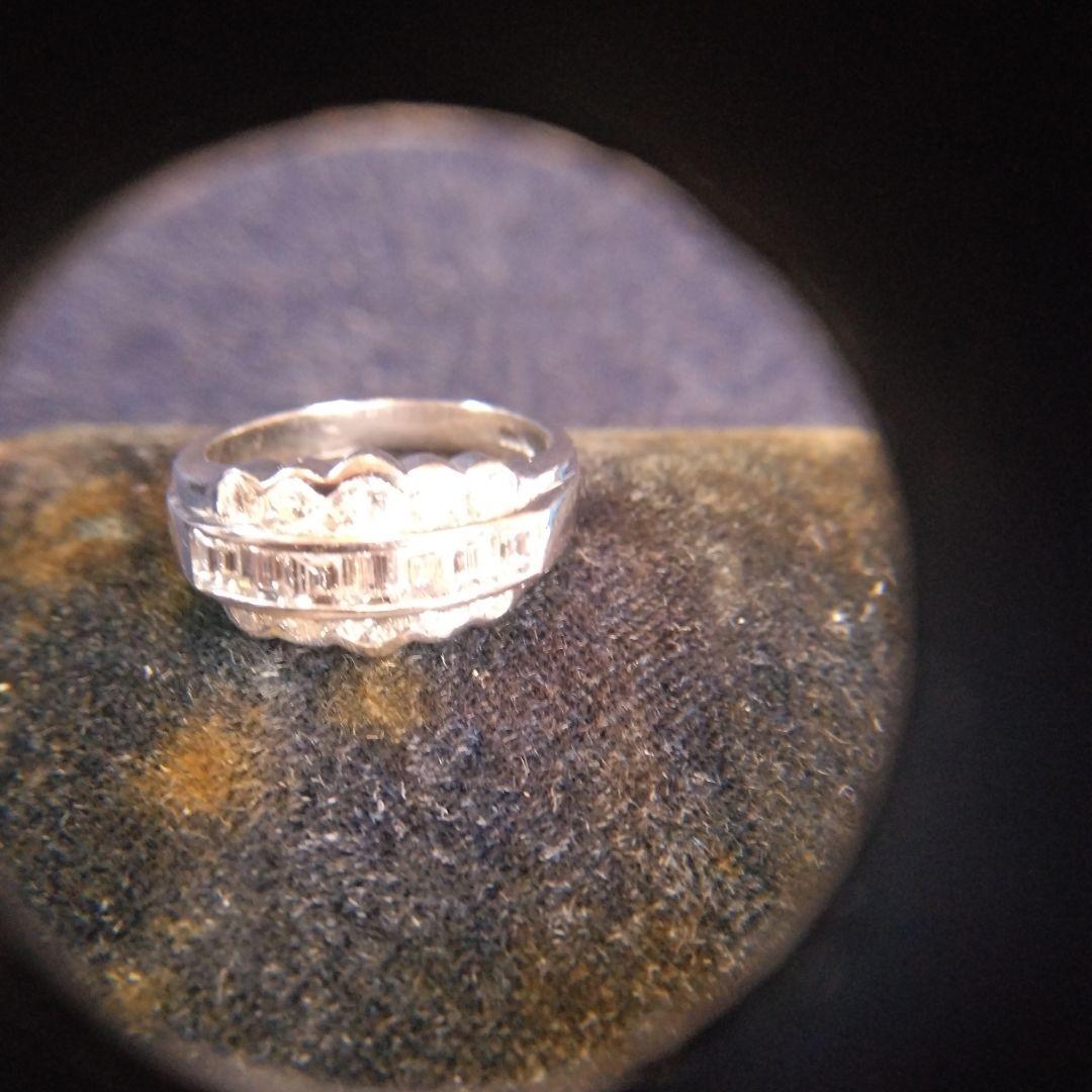 エレガント Pt900 リング ダイヤモンド　中古品