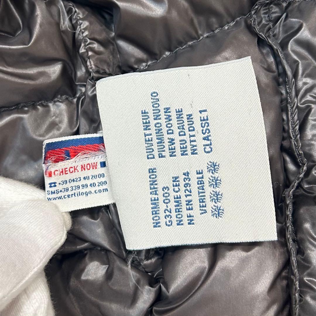 モンクレール ACRUS アコルス ライト ダウン ジャケット 軽量 ロゴ 3