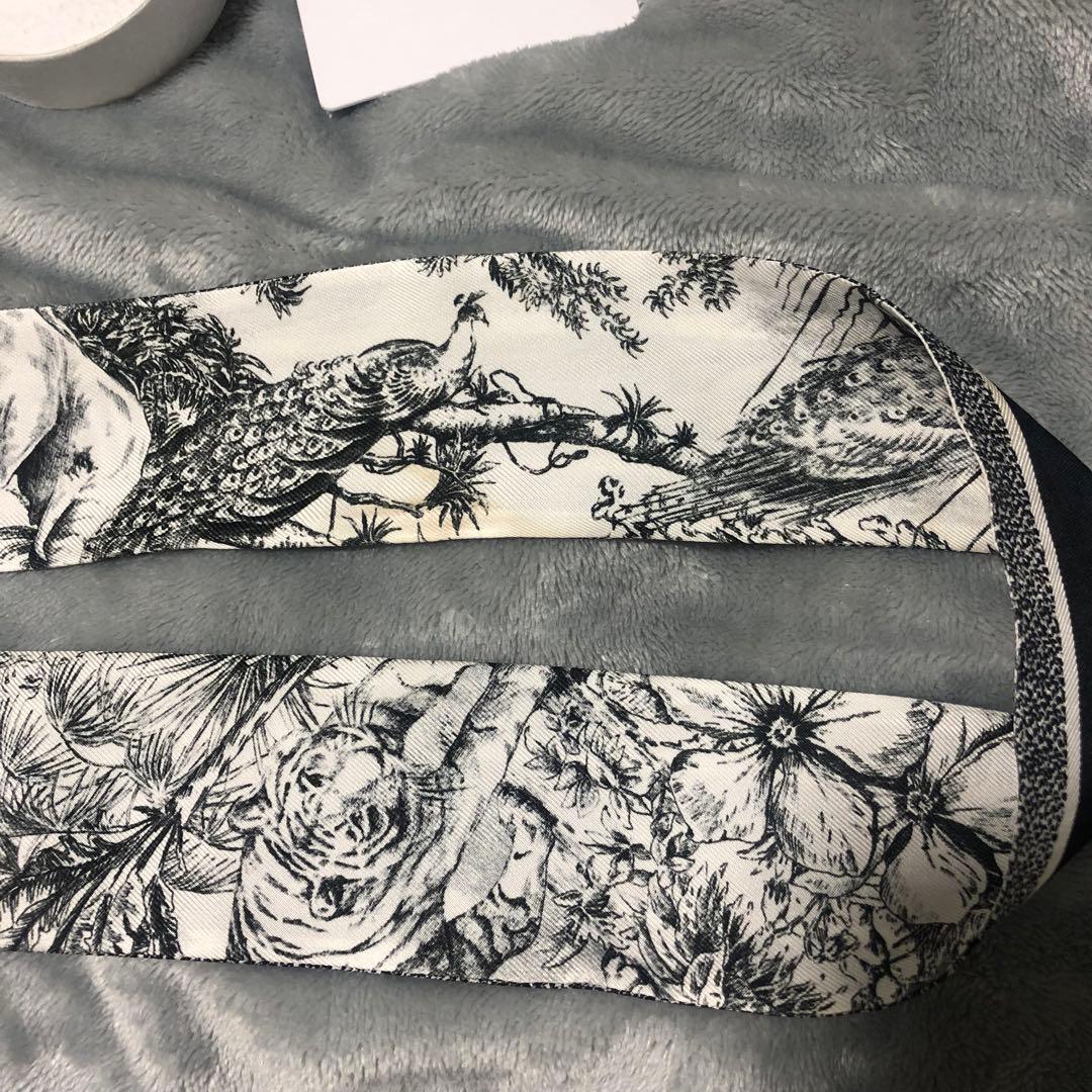 値下げ◎　Dior　ディオール　スカーフ　ミッツァ　白　黒