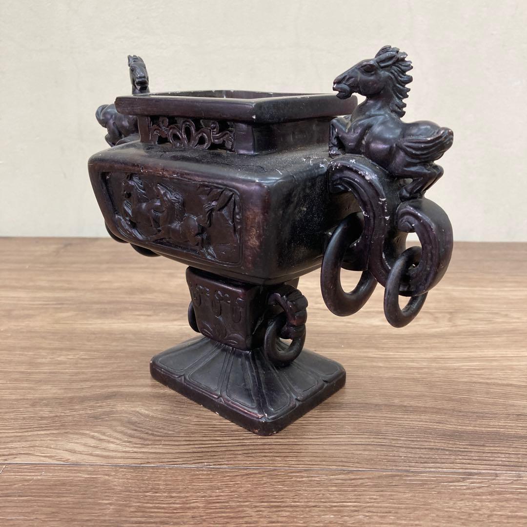 E-4 【希少】馬 彫刻 香炉 飾り壺 三足 蓋なし アンティーク 骨董品 イン
