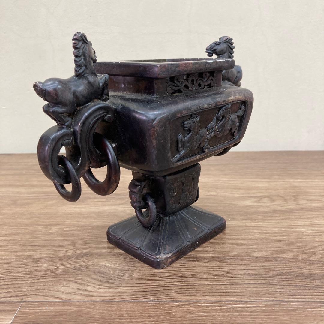 E-4 【希少】馬 彫刻 香炉 飾り壺 三足 蓋なし アンティーク 骨董品 イン