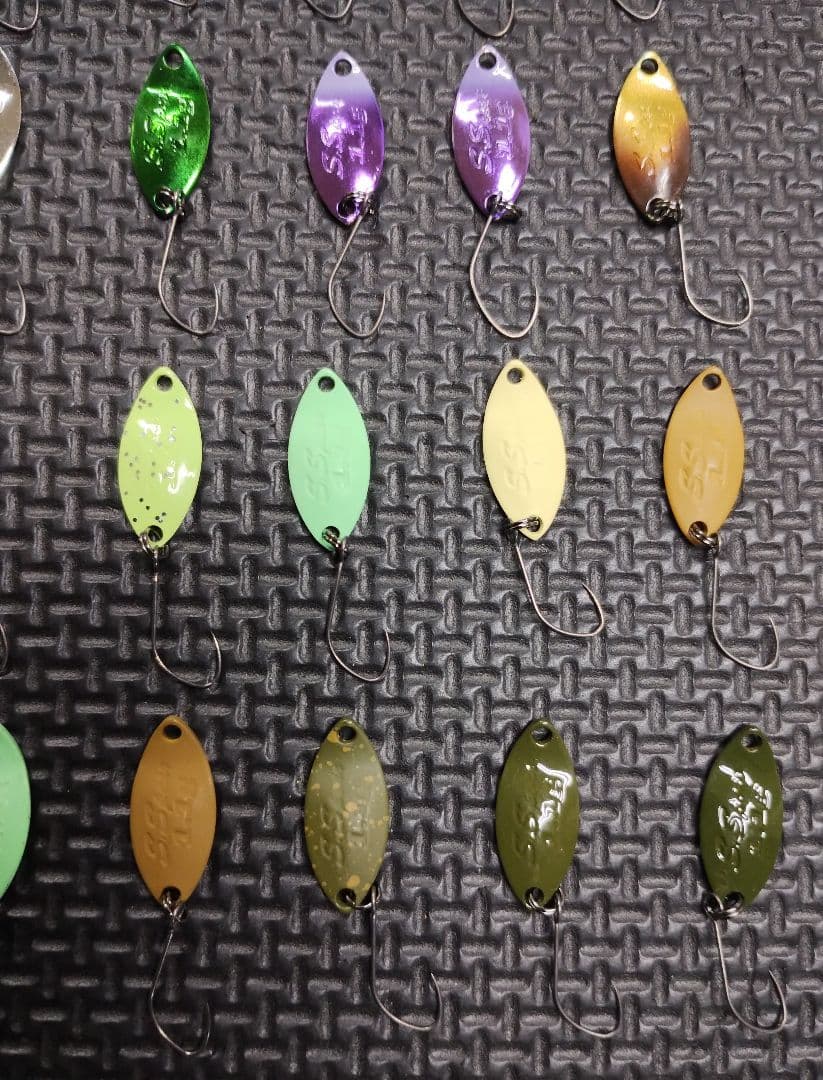 ヴァルケイン サーヴァントスピア１.１ｇスプーン ２８個セット