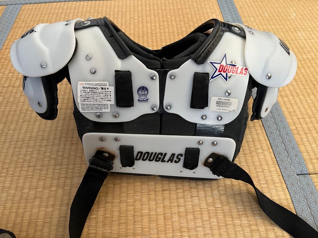 DOUGLAS ショルダーパッド ホワイト QBK XS