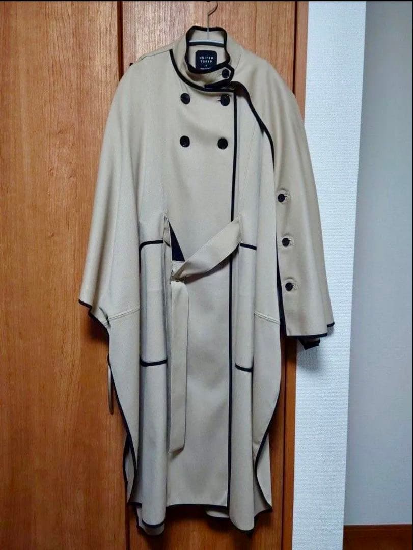【UNITED TOKYO】オブリークカッティングケープコート