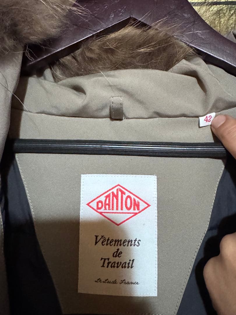 サイズ42 DANTON ダウンジャケット　グレージュ
