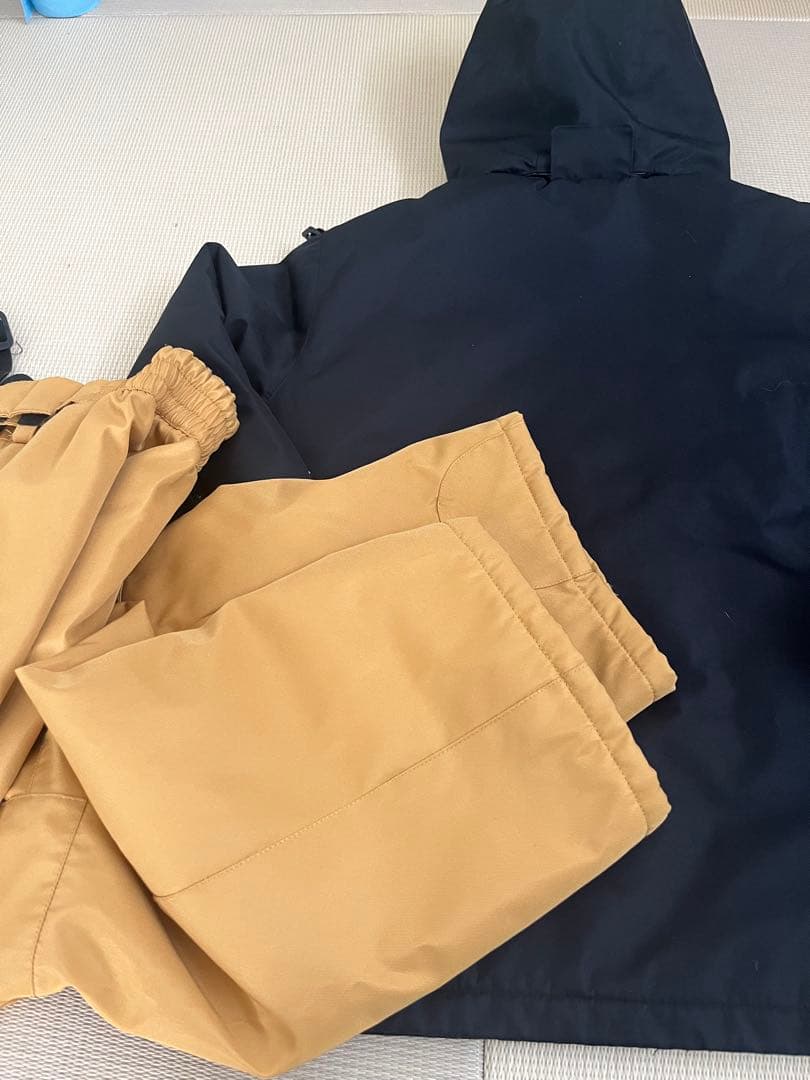 スキーウェア ボードウェア　160センチ　上下セット