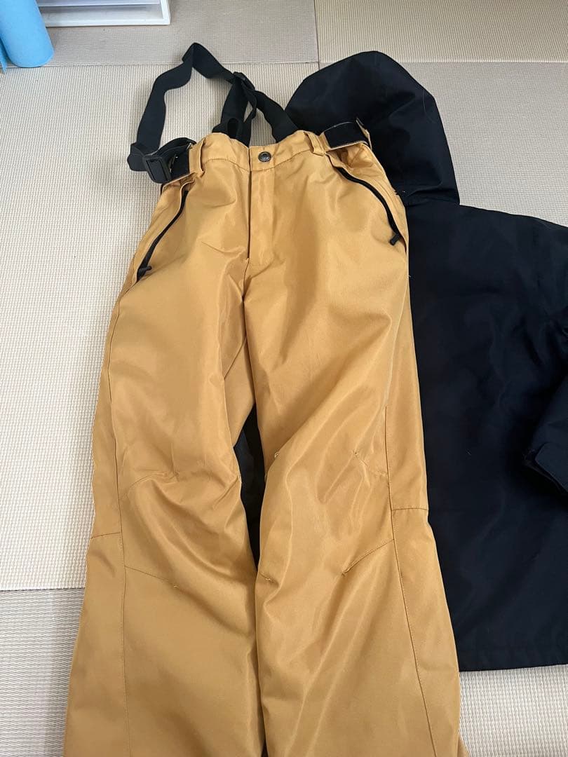 スキーウェア ボードウェア　160センチ　上下セット