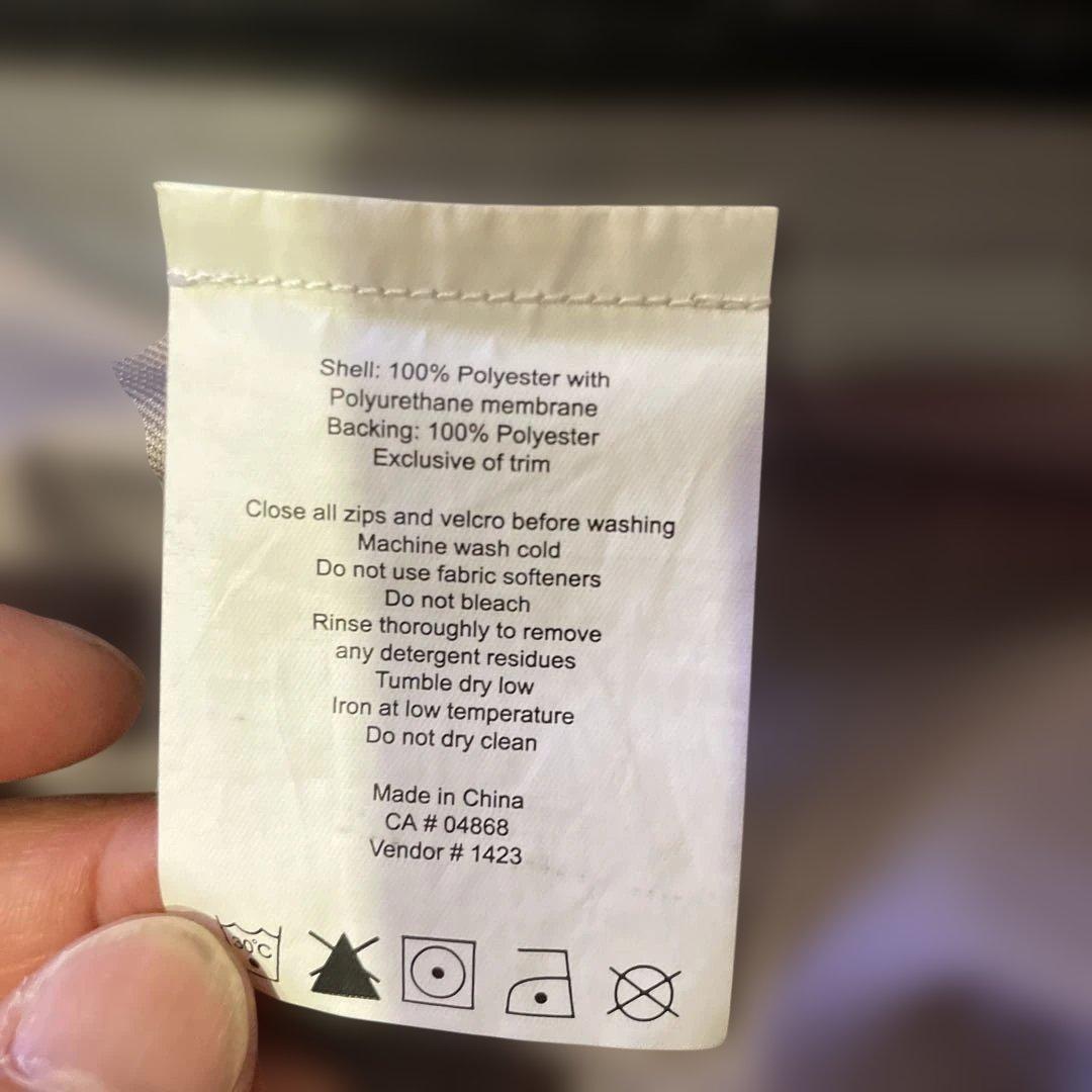 MOUNTAIN EQUIPMENT CO-OP レッドジャケット