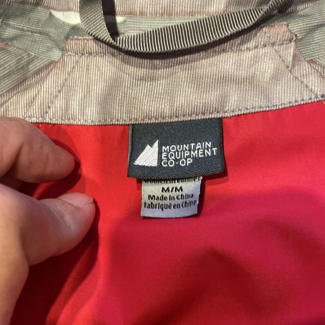 MOUNTAIN EQUIPMENT CO-OP レッドジャケット