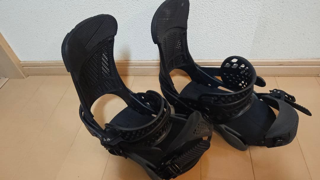 【送料無料】バートン BURTON Mala Vita ビンディング ブラック