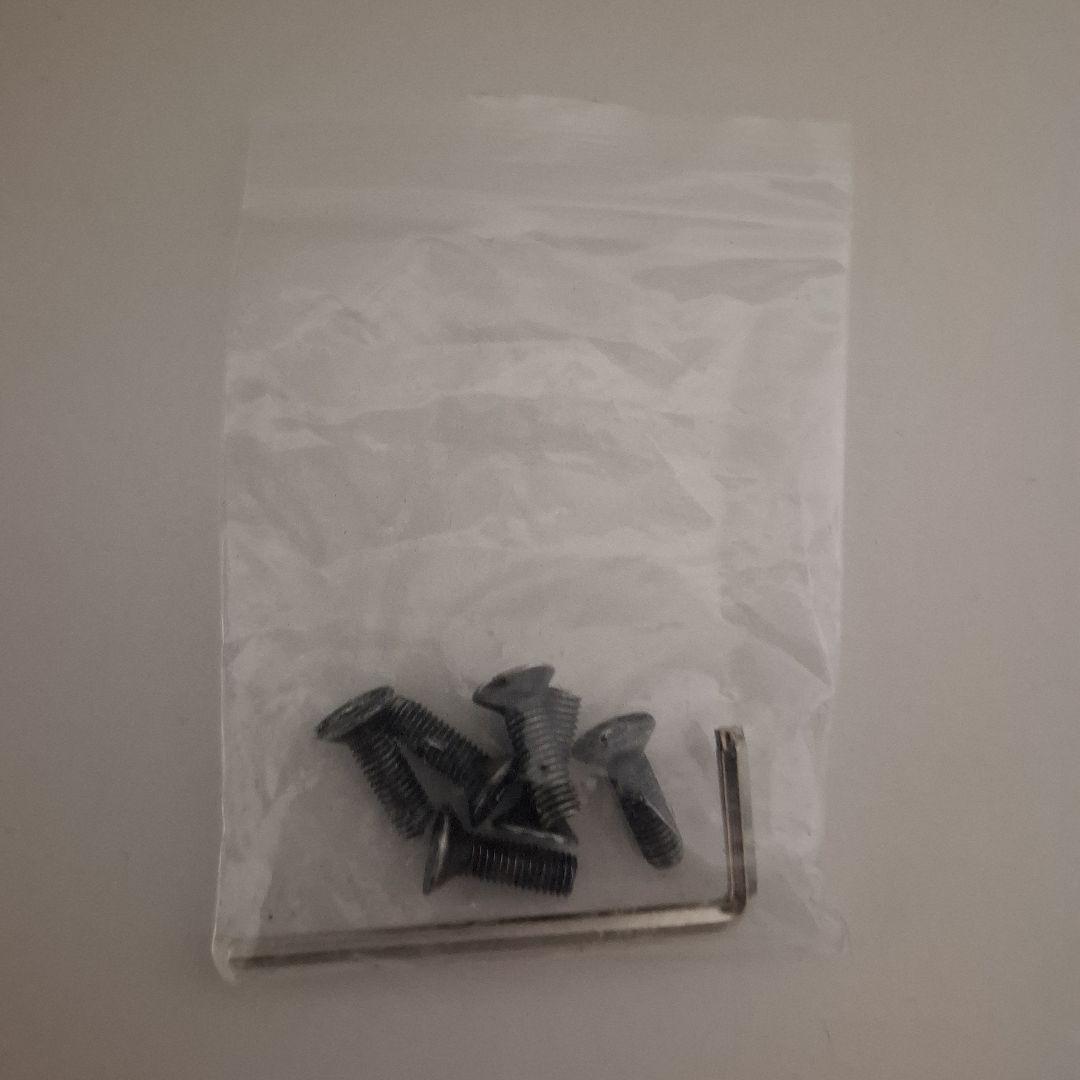 ナルディ　ステアリング　33パイ