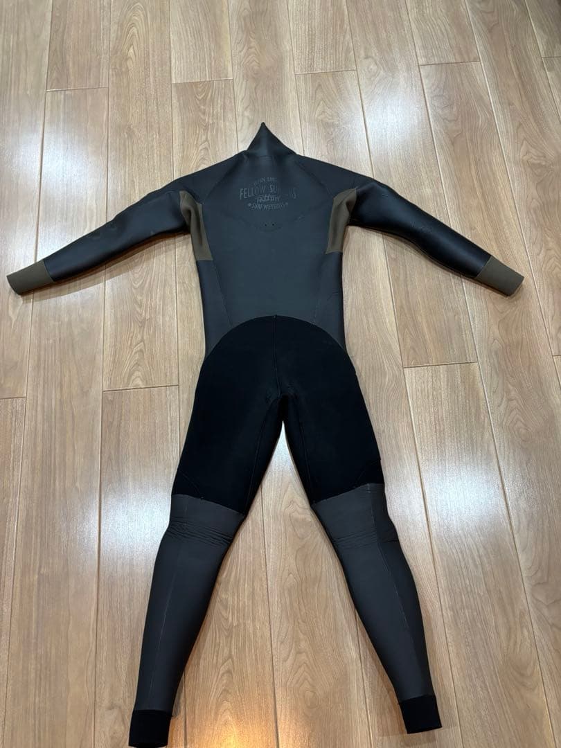 fellow ウエットスーツ　セミドライ　ロングチェストジップ