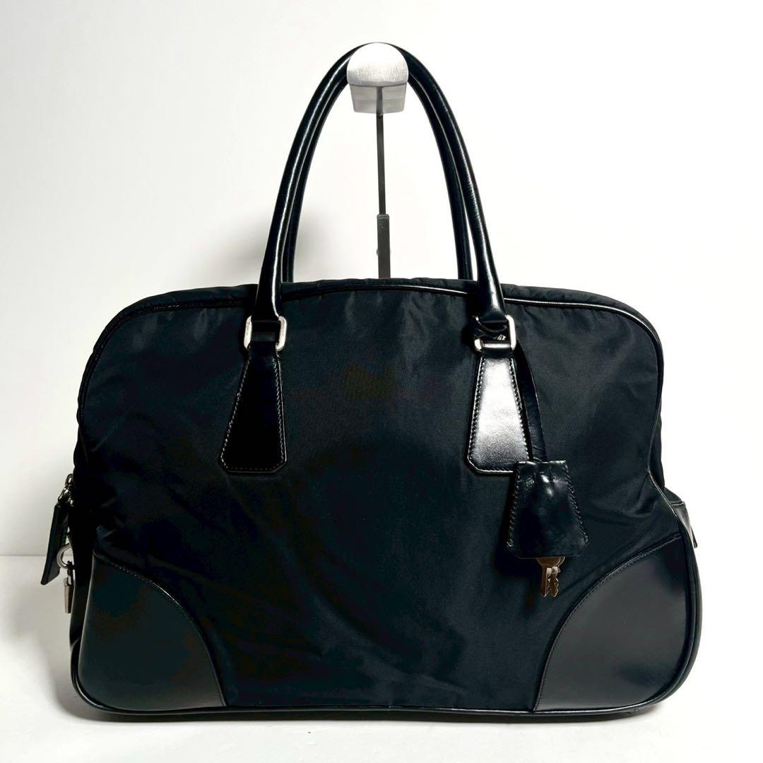 【超美品・使用感少ない✨】プラダ ミニボストンバッグ 南京錠 鍵付き ナイロン