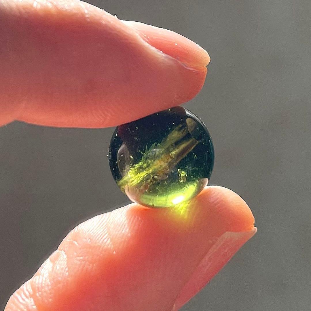 マ*エ様 モルダバイト　鑑別　大玉　11.6ミリ