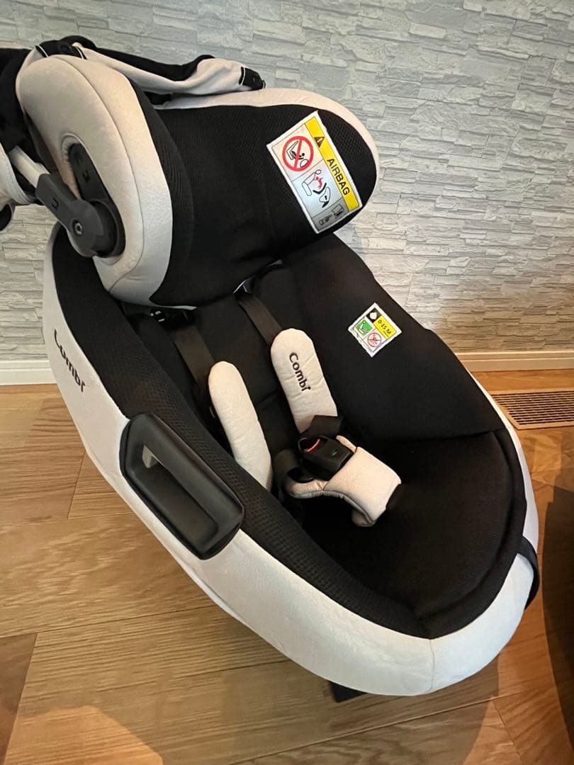 combi チャイルドシート the S