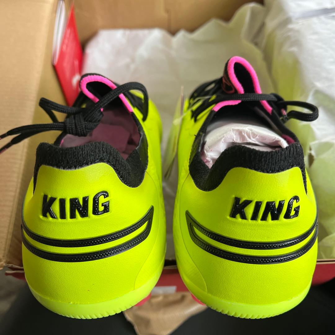 プーマPUMA KING ULTIMATE HG/AG トップモデル２７．０ＣＭ