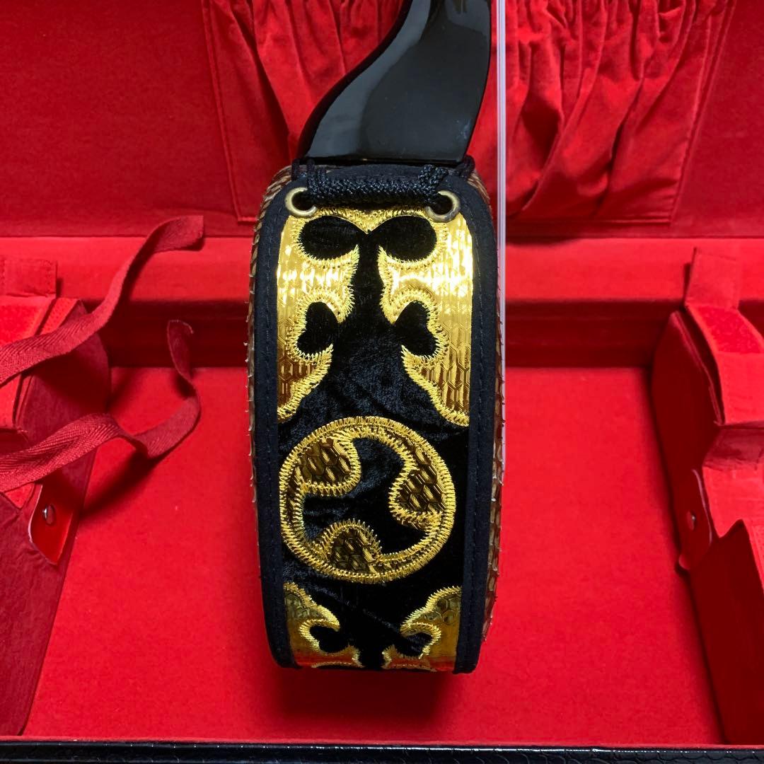 沖縄 三線 本蛇皮 強化張りハードケース付き