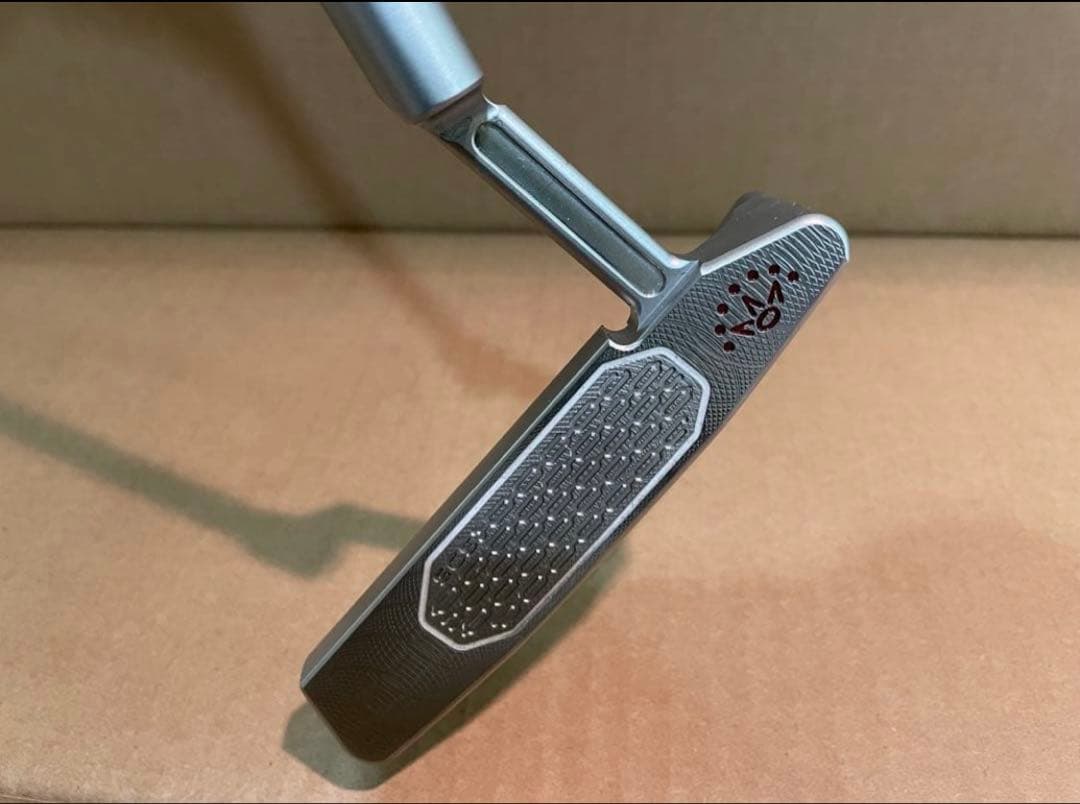 スコッティキャメロン　スタジオスタイル　ニューポート2+ 33インチ2025年