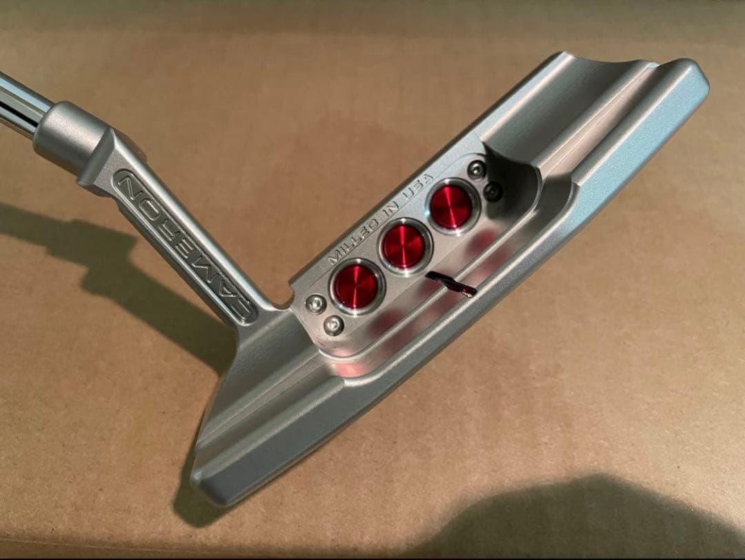 スコッティキャメロン　スタジオスタイル　ニューポート2+ 33インチ2025年