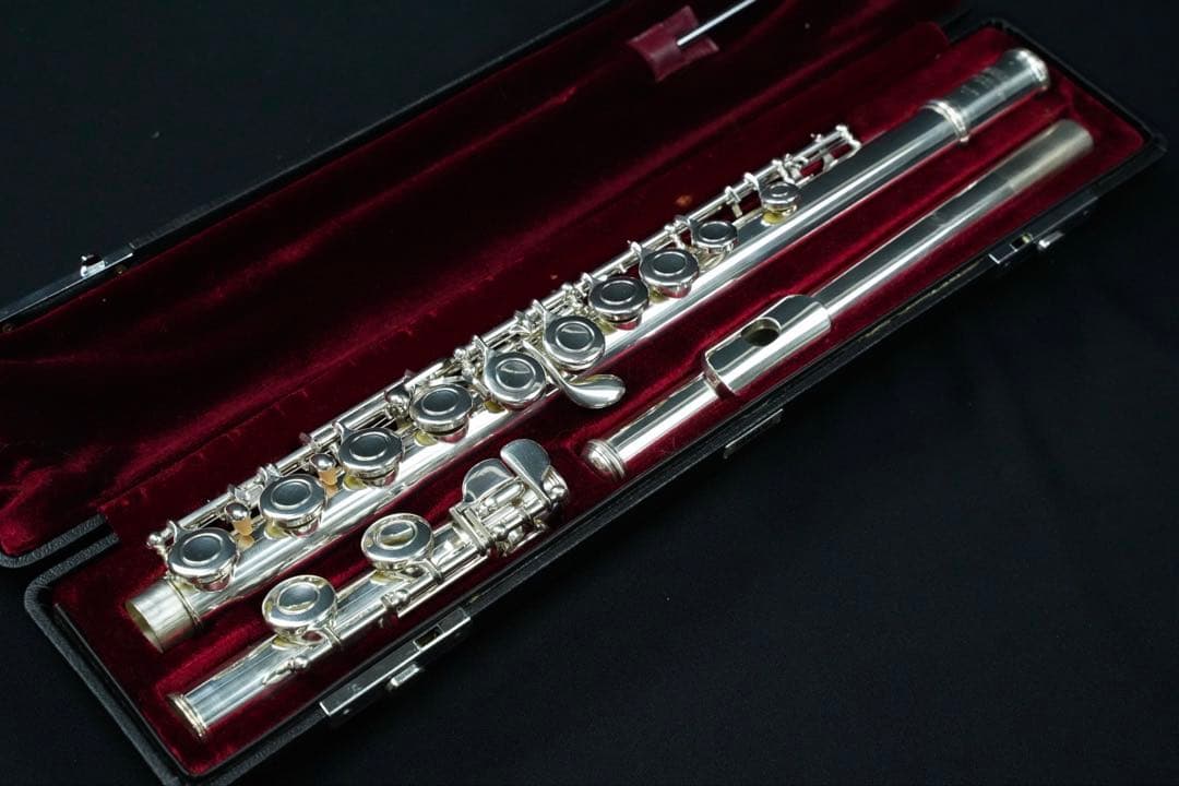 【完動品　メンテナンス済】　YAMAHA YFL411 フルート