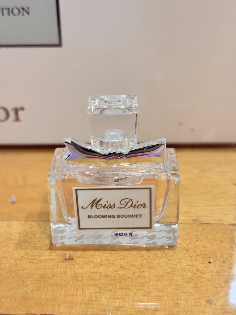 【未使用】Miss Dior Scent Collection 5サンプルセット
