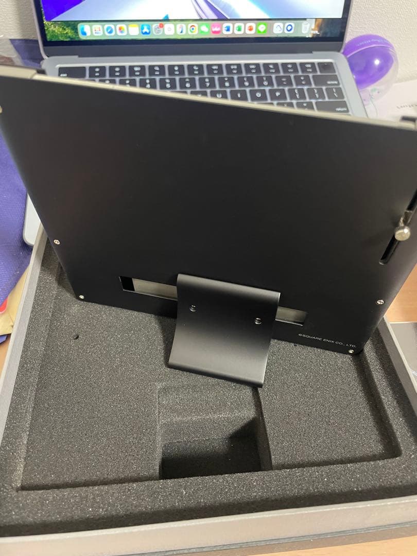 ファイナルファンタジー VII アドベントチルドレン カレンダー 2005