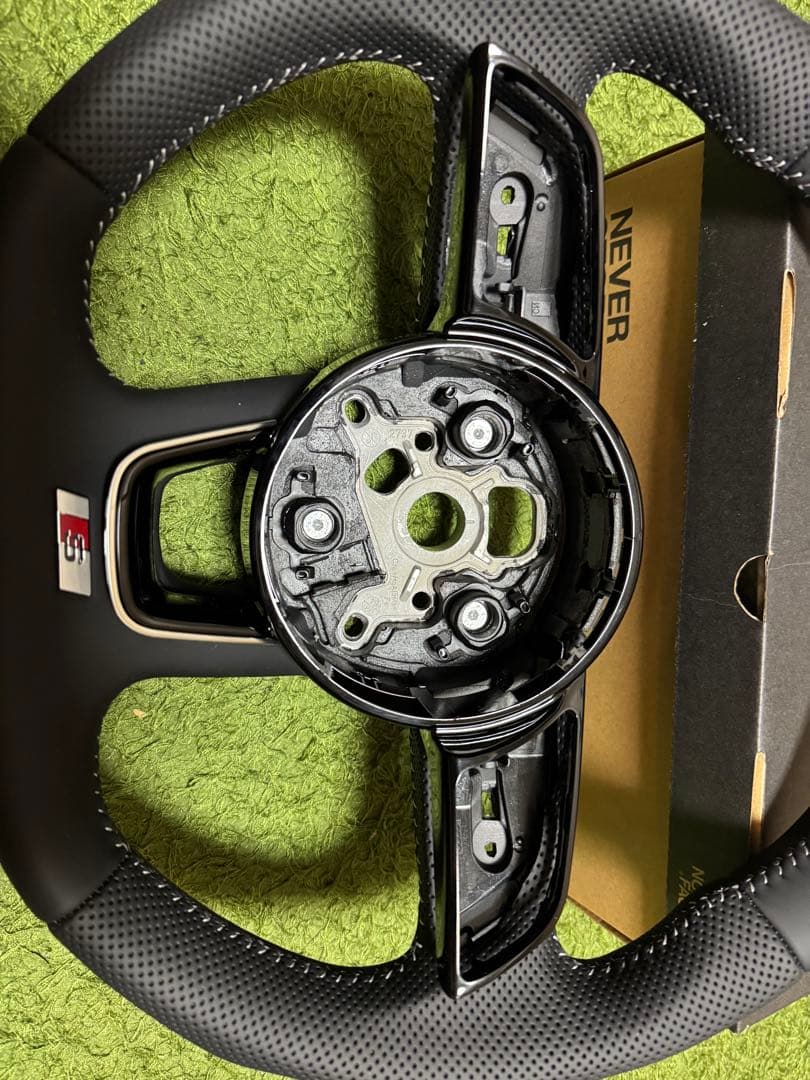 8WアウディA4Sライン用フラットボトムステアリング