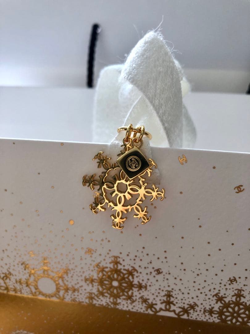 【新品未使用未開封】 CHANEL シャネル コスメ　ホリデー 2024