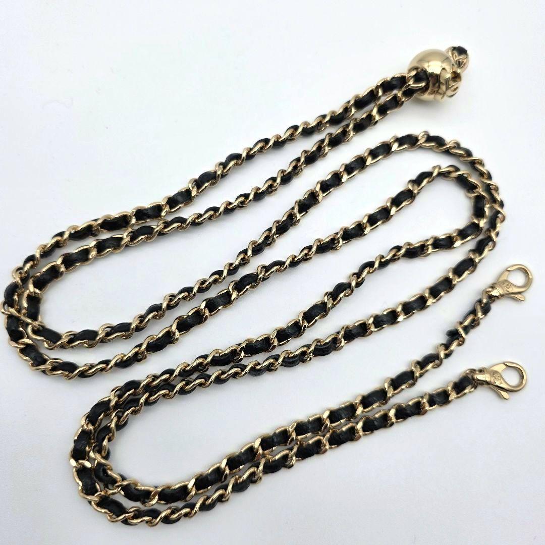 ✨美品✨ CHANEL iphone15pro ケース マトラッセ チェーン